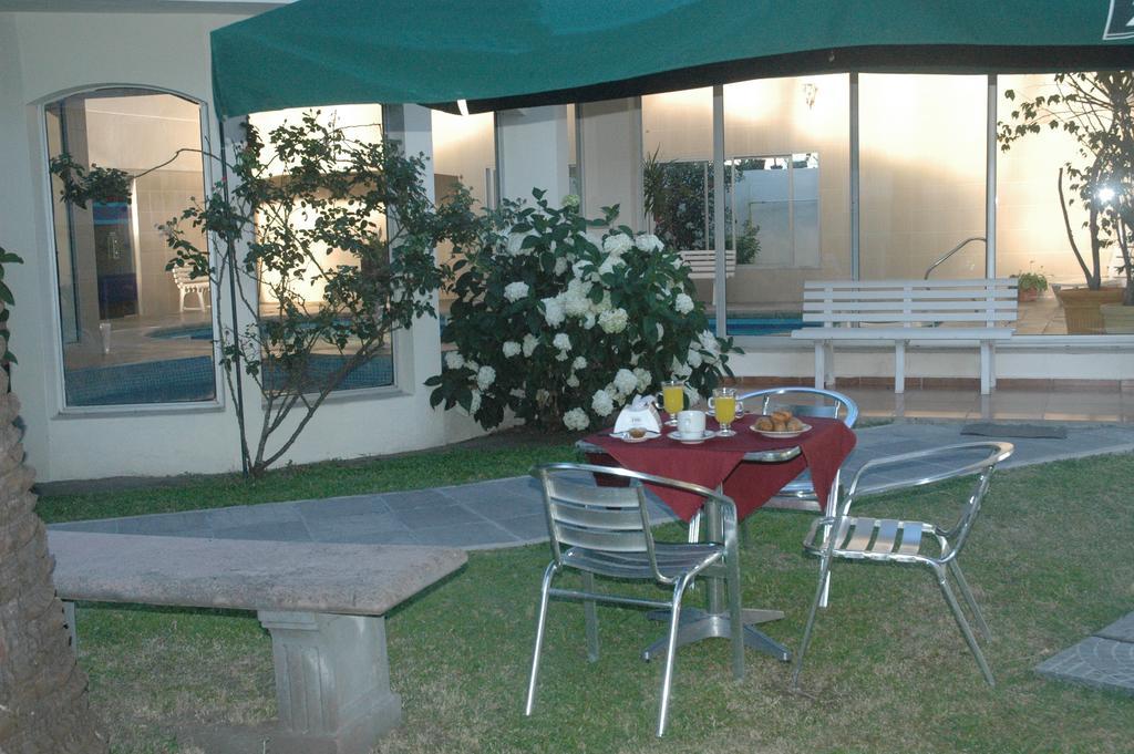 Paradise Complejo Turístico 3* Atlántida