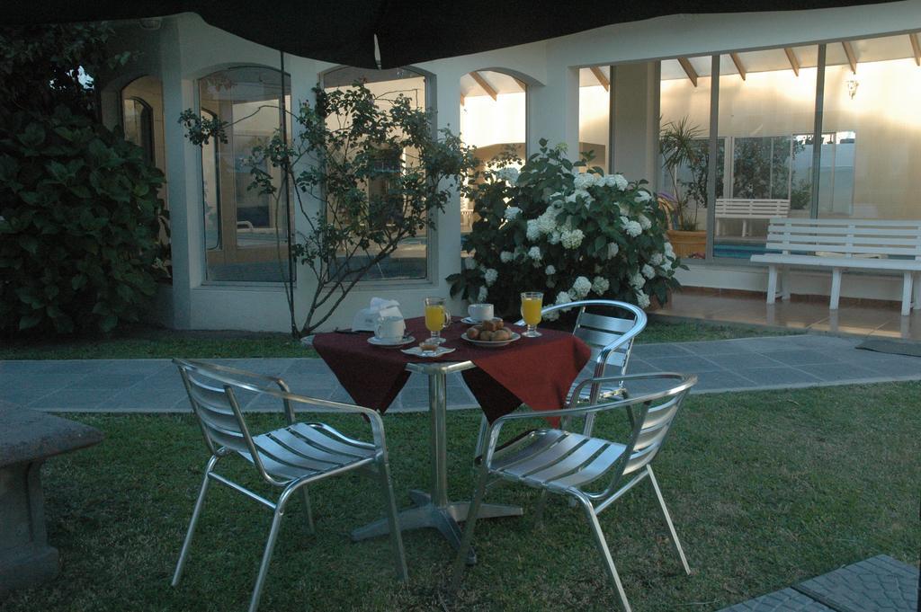 Paradise Complejo Turístico Hotel